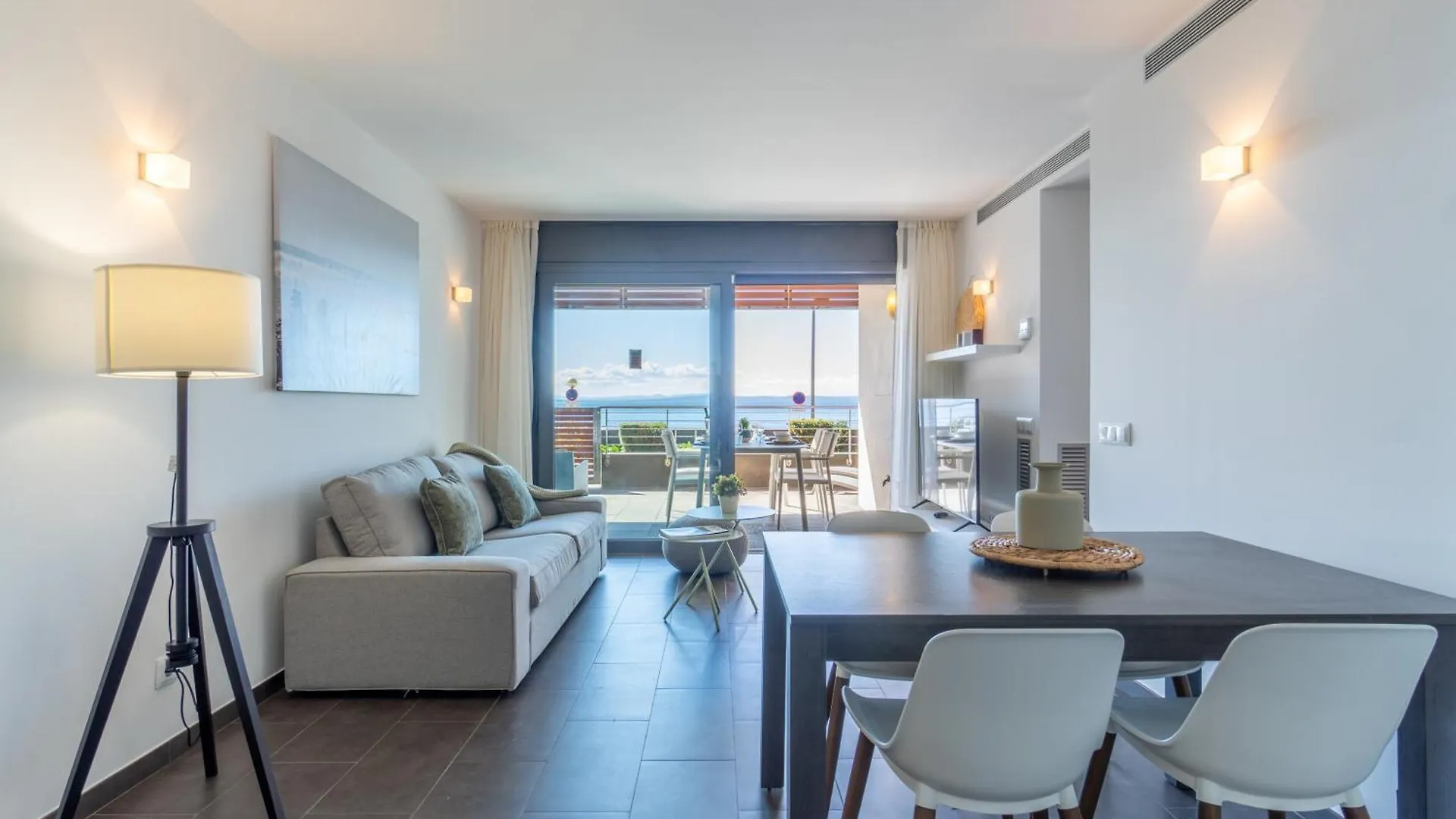 Nc Apartments 201 Moli Blau - 4 Pax Roses