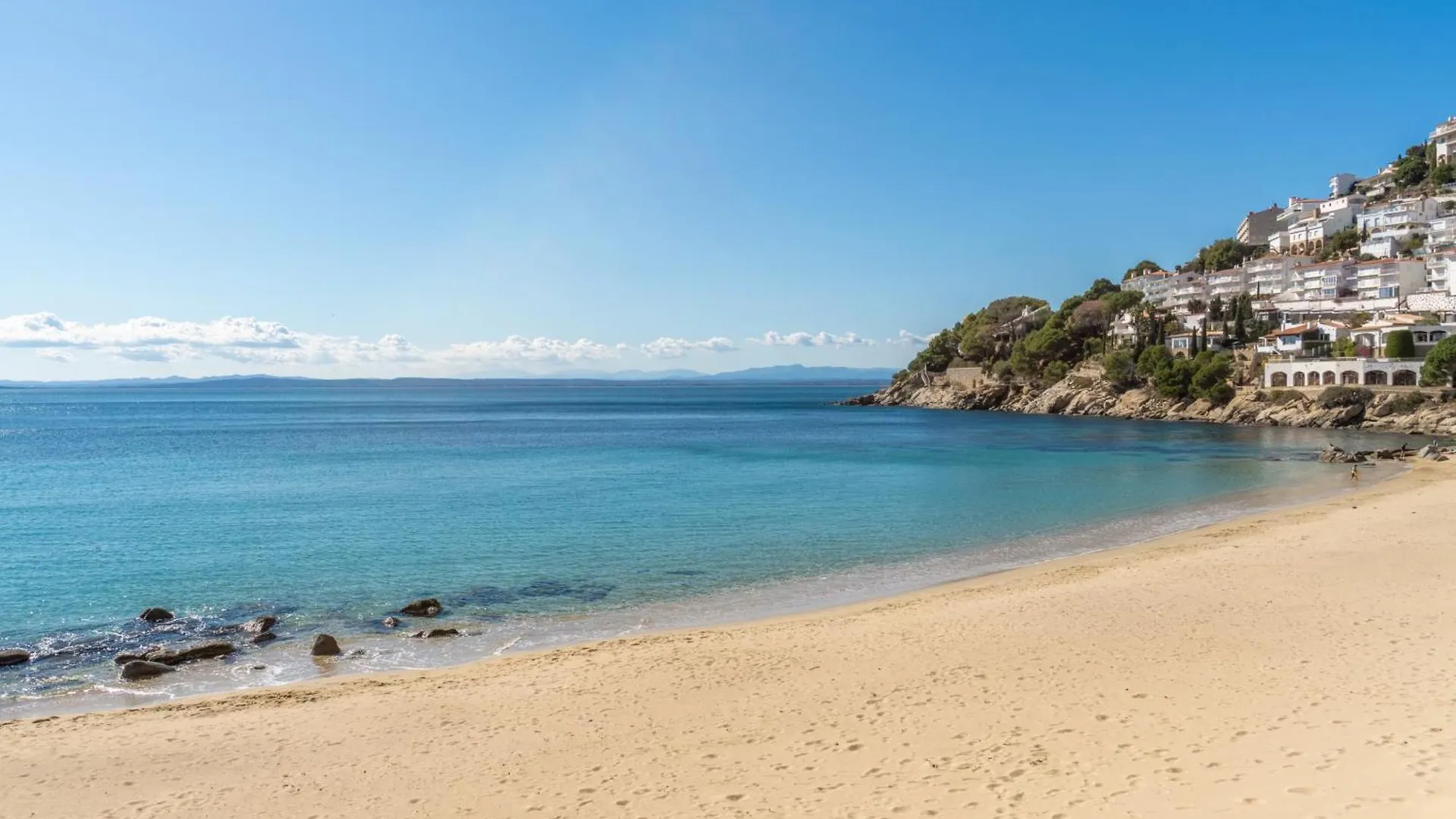 Nc Apartments 201 Moli Blau - 4 Pax Roses