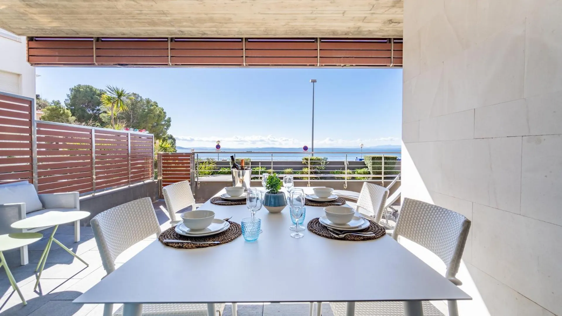Nc Apartments 201 Moli Blau - 4 Pax Roses